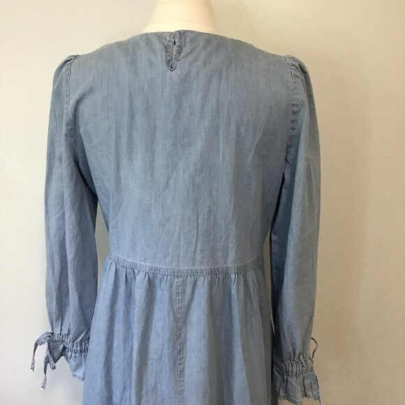 Benin Plain Crew Neck Dress with Back Keyhole Button Size 8 - Picture 6 of 15